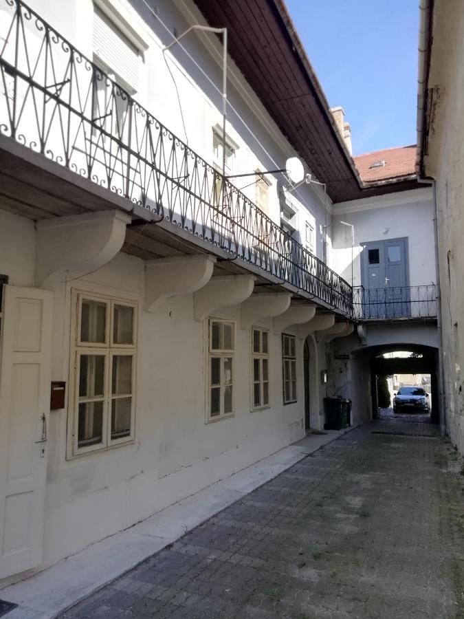 SátoraljaújhelyVia Tokaj Vendeghazアパートメント エクステリア 写真