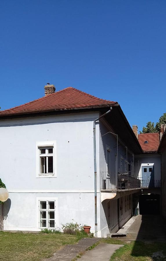 SátoraljaújhelyVia Tokaj Vendeghazアパートメント エクステリア 写真